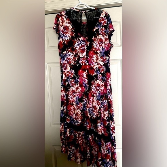 💕FLORAL A-Symmetrical Dress - Picture 3 of 6